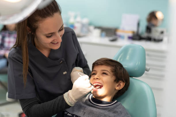 Best Broken Tooth Emergency  in Lake Mills, WI